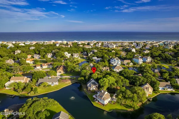 $275,000 | 200 Pelican Point Court, Emerald Isle, NC 28594