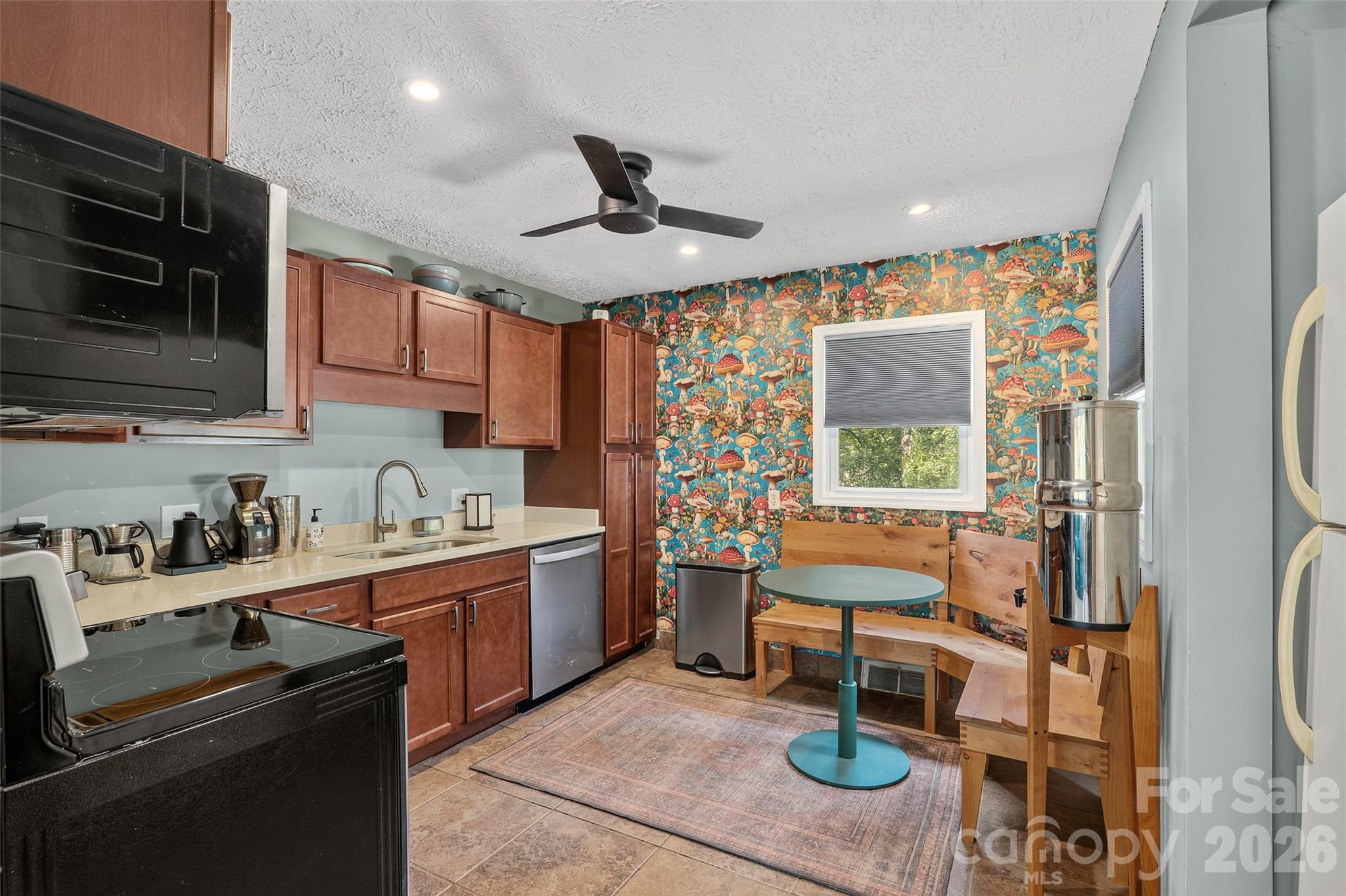 17 Azalea Road Arden, NC 28704 - Photo 9 of 36 Gallery Image 9
