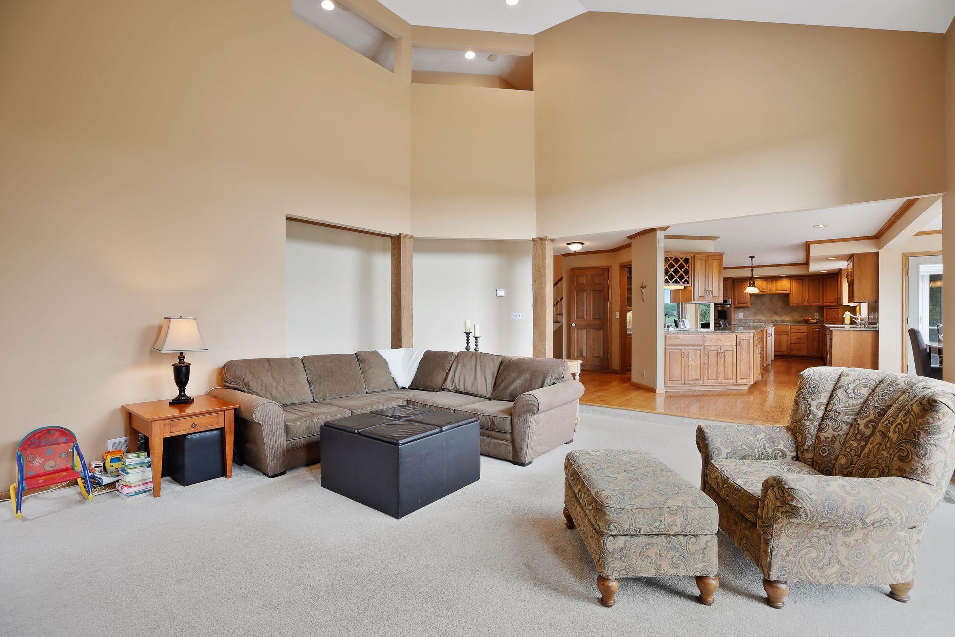 11532 Mt Curve Road Eden Prairie, MN 55347 - Photo 22 of 62 Gallery Image 22