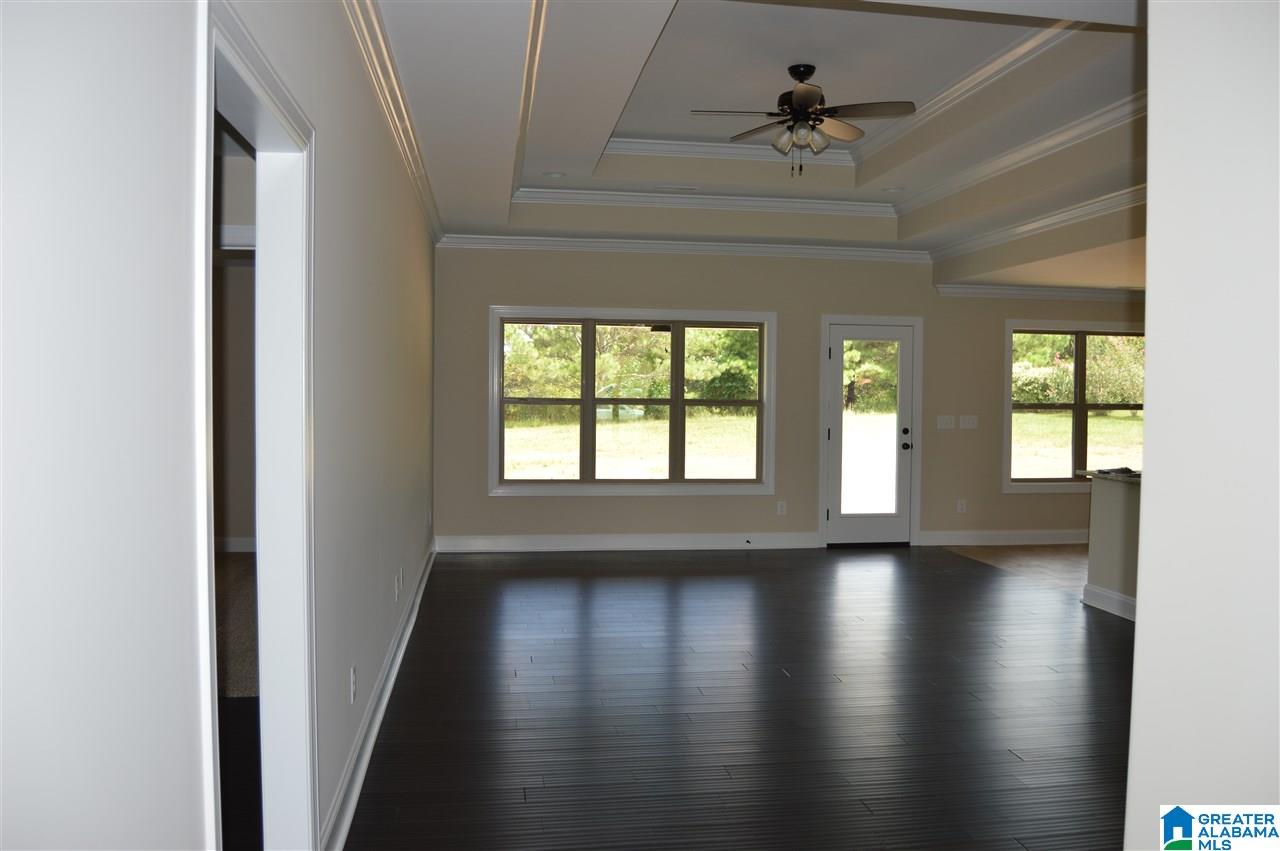 35 Crest Loop Road Clanton, AL 35045 - Photo 4 of 19