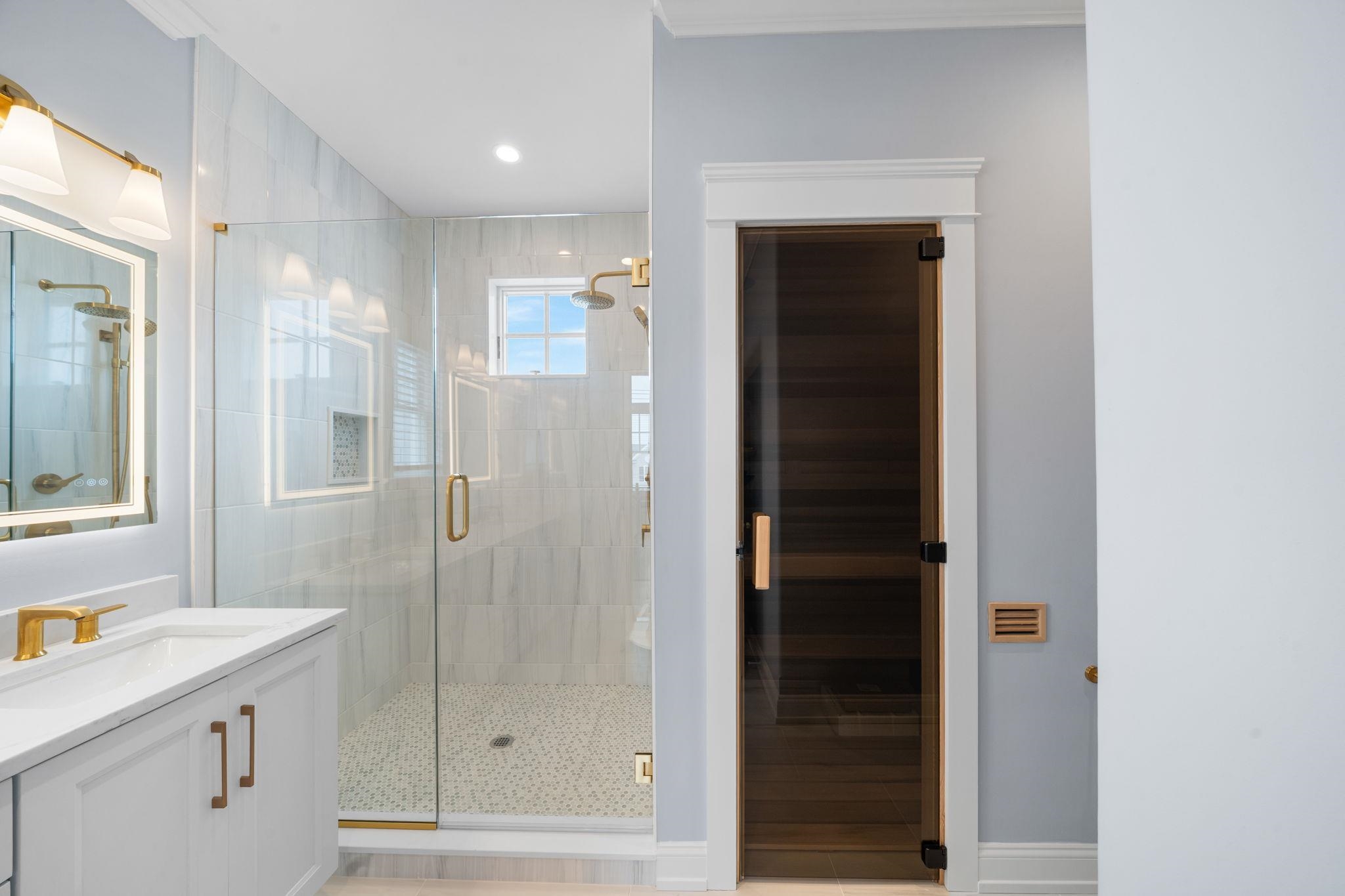 9102 3rd Stone Harbor, NJ 08247 - Photo 10 of 24 a bathroom with a shower