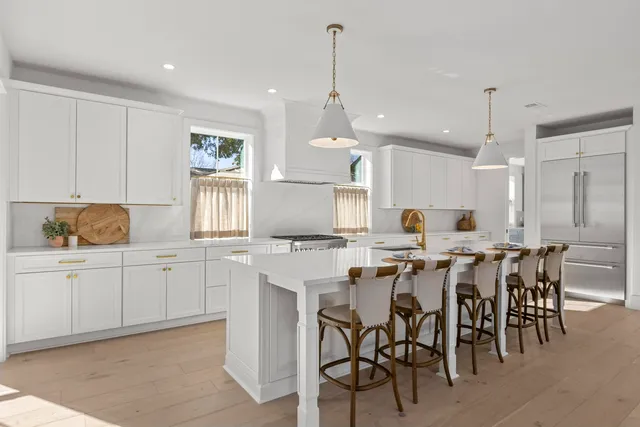 $3,674,850 | 931 Kincade Drive, Mount Pleasant, SC 29464