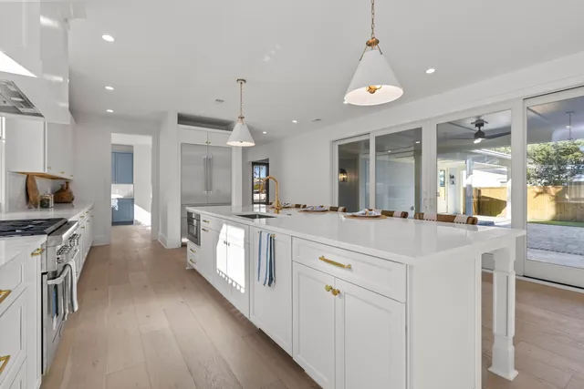 $3,674,850 | 931 Kincade Drive, Mount Pleasant, SC 29464