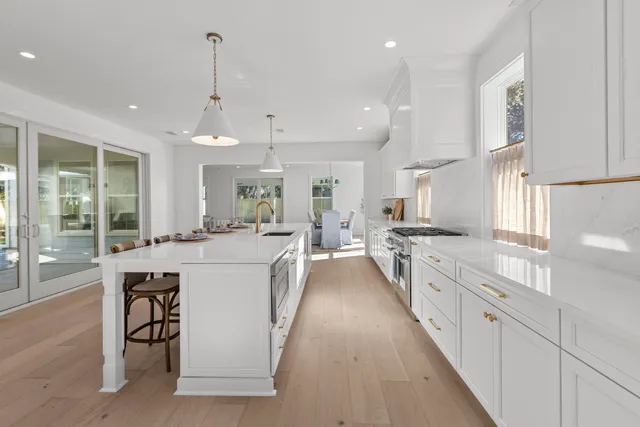 $3,674,850 | 931 Kincade Drive, Mount Pleasant, SC 29464