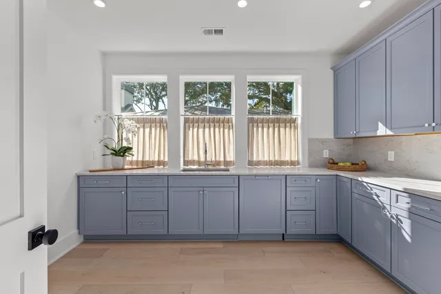 $3,674,850 | 931 Kincade Drive, Mount Pleasant, SC 29464