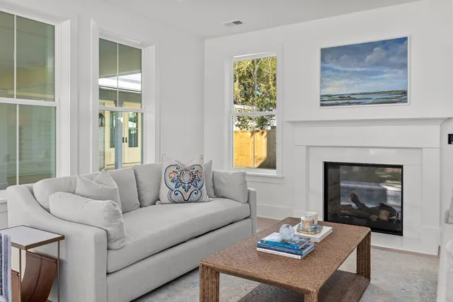 $3,674,850 | 931 Kincade Drive, Mount Pleasant, SC 29464