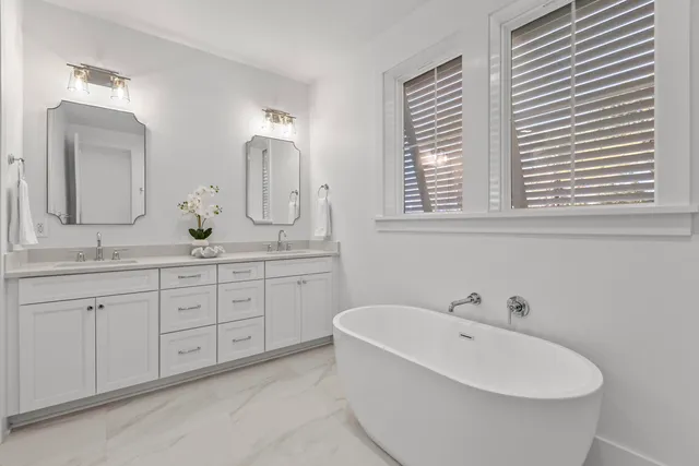 $3,674,850 | 931 Kincade Drive, Mount Pleasant, SC 29464