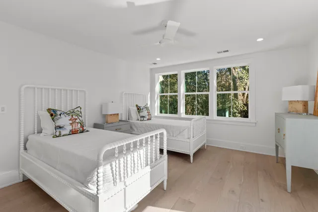 $3,674,850 | 931 Kincade Drive, Mount Pleasant, SC 29464