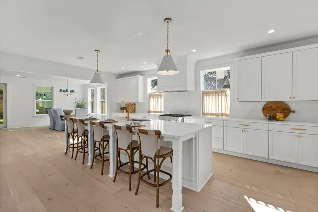 $3,674,850 | 931 Kincade Drive, Mount Pleasant, SC 29464