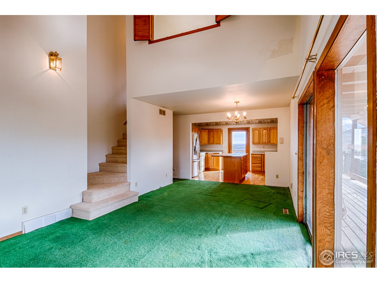 601 Eagle Ridge Road Longmont, CO 80503 - Photo 20 of 40 a view of a porch with a garden