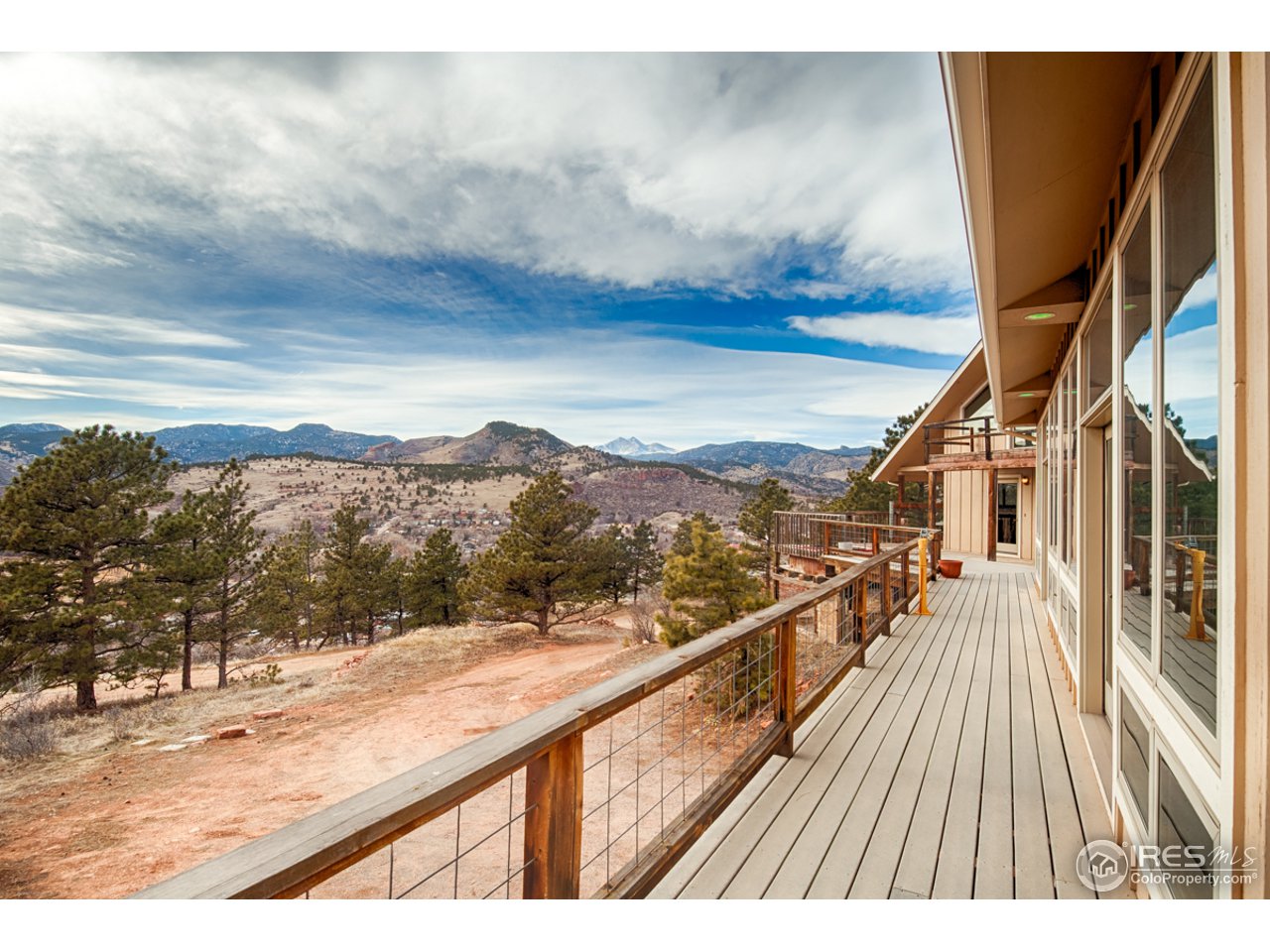601 Eagle Ridge Road Longmont, CO 80503 - Photo 5 of 40 a view of mountain with wooden floor