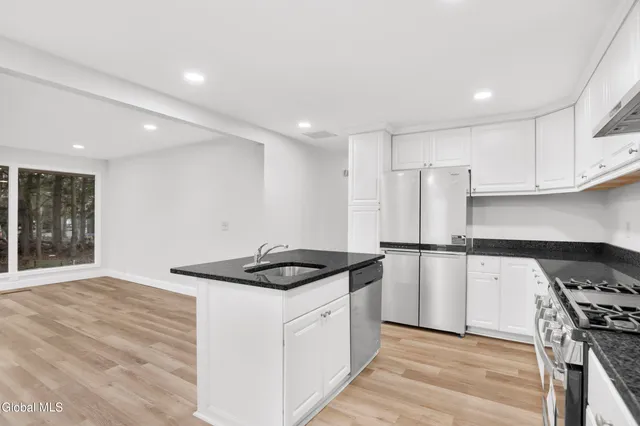 $399,000 | 1 Alva Drive, Colonie, NY 12110