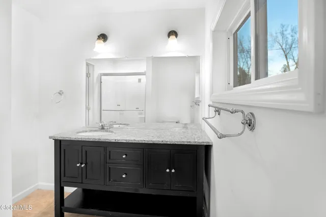 $399,000 | 1 Alva Drive, Colonie, NY 12110