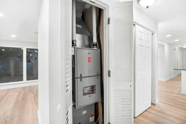 $399,000 | 1 Alva Drive, Colonie, NY 12110