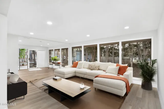 $399,000 | 1 Alva Drive, Colonie, NY 12110