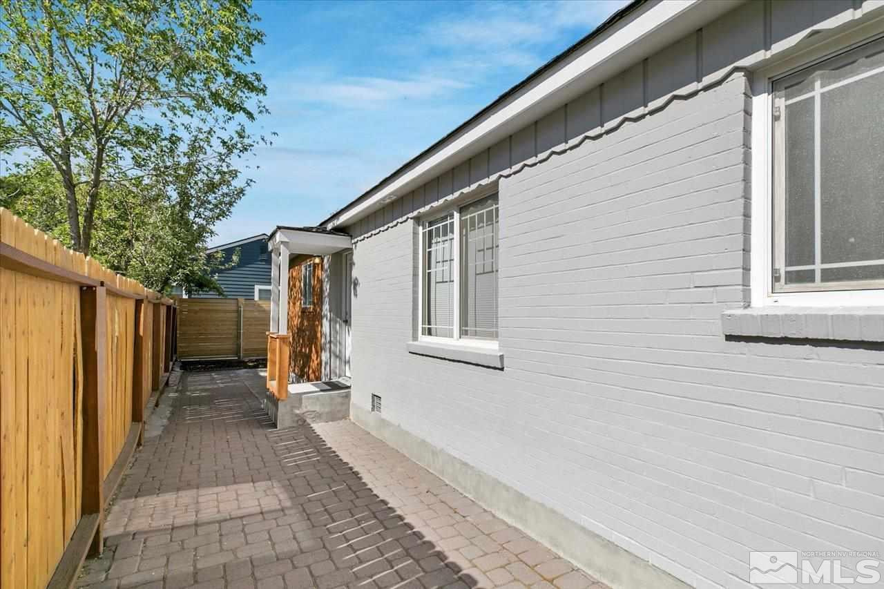 1407 Patrick Avenue Reno, NV 89509 - Photo 7 of 24 Photo 7