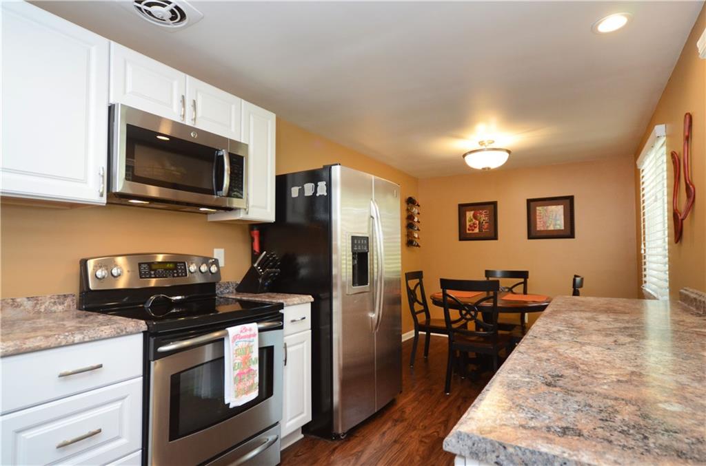 180 William Circle McKees Rocks, PA 15136 - Photo 11 of 25 Gallery Image 11
