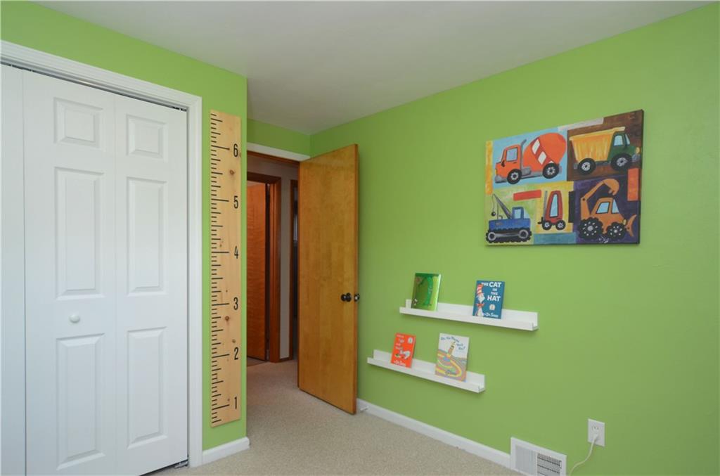 180 William Circle McKees Rocks, PA 15136 - Photo 17 of 25 Gallery Image 17