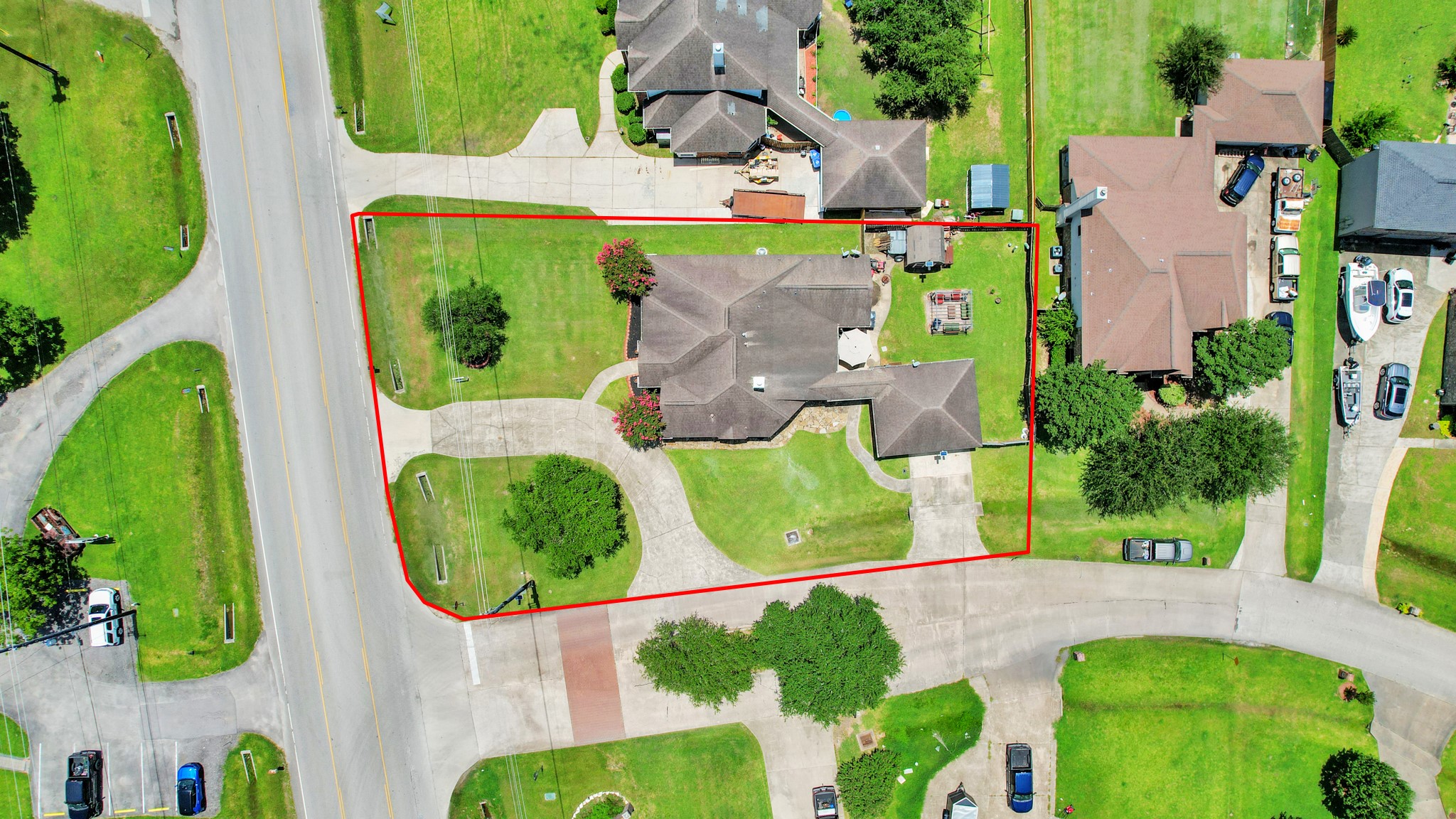 5231 South Fm 565 Rd Cove Cove, TX 77523 - Photo 7 of 50 an aerial view of a house