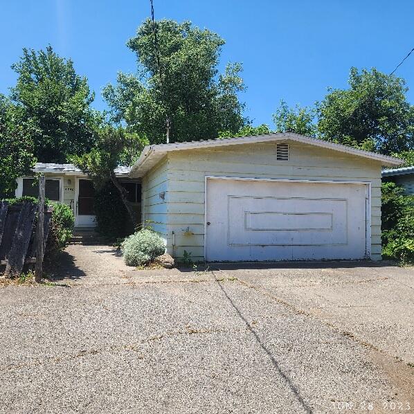 4550 East Bonnyview Road Redding, CA 96001 - Photo 2 of 28 E. Bonnyview