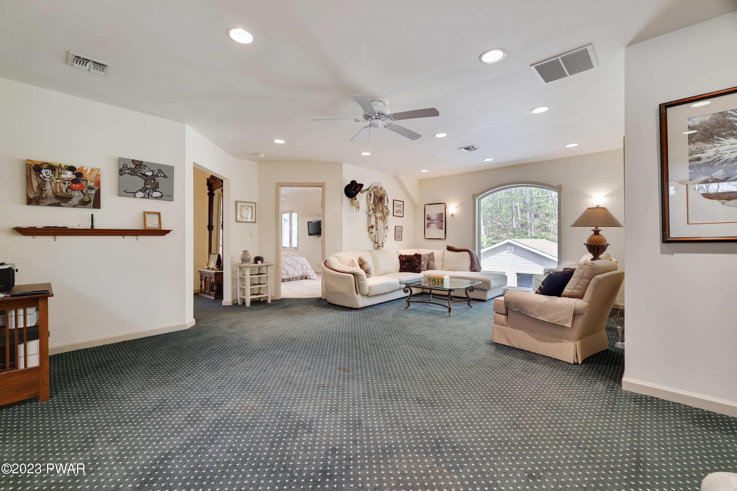 128 Paupack Point Road Hawley, PA 18428 - Photo 41 of 95 Upper Level