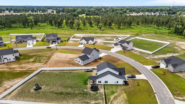 $399,900 | 1016 Appaloosa Trail, Greenville, NC 27858