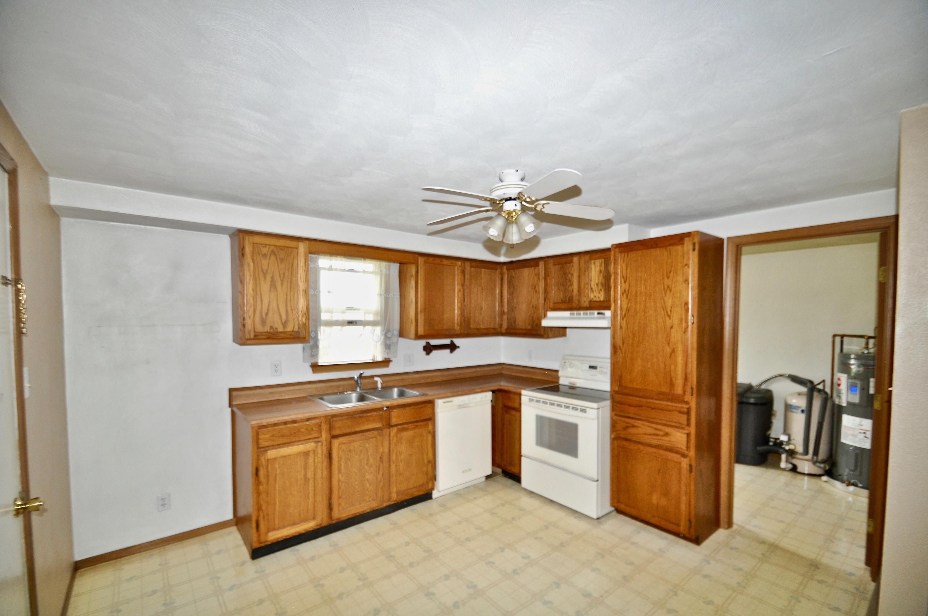 2950 Hamilton Road Greenville, OH 45331 - Photo 4 of 16 Gallery Image 4