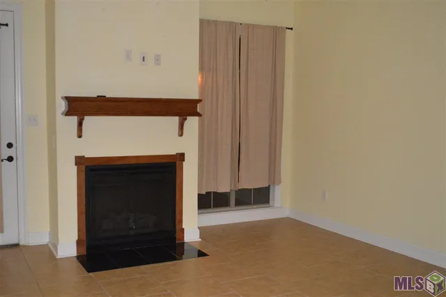 $1,700 | 108 Secret Gate Lane, Denham Springs, LA 70726