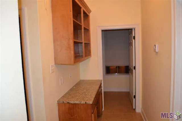 $1,700 | 108 Secret Gate Lane, Denham Springs, LA 70726