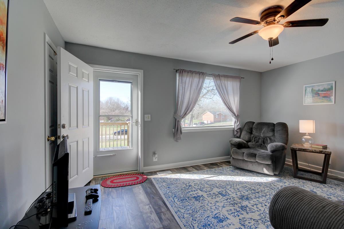879 Lennox Road Clarksville, TN 37042 - Photo 13 of 30 Gallery Image 13