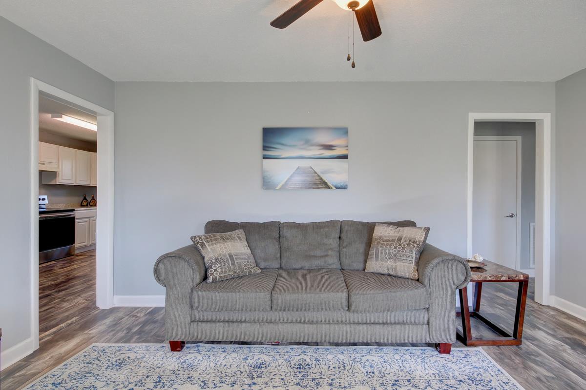 879 Lennox Road Clarksville, TN 37042 - Photo 14 of 30 Gallery Image 14