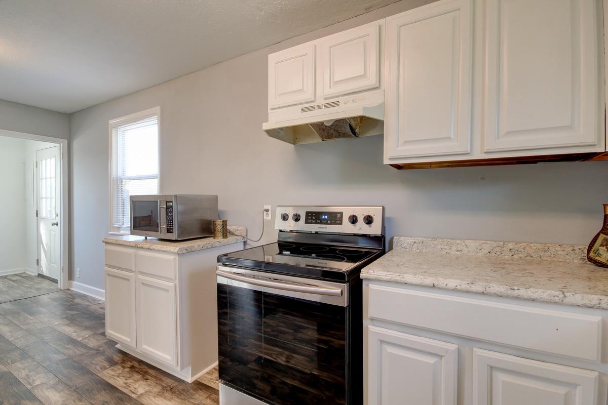 879 Lennox Road Clarksville, TN 37042 - Photo 19 of 30 Gallery Image 19