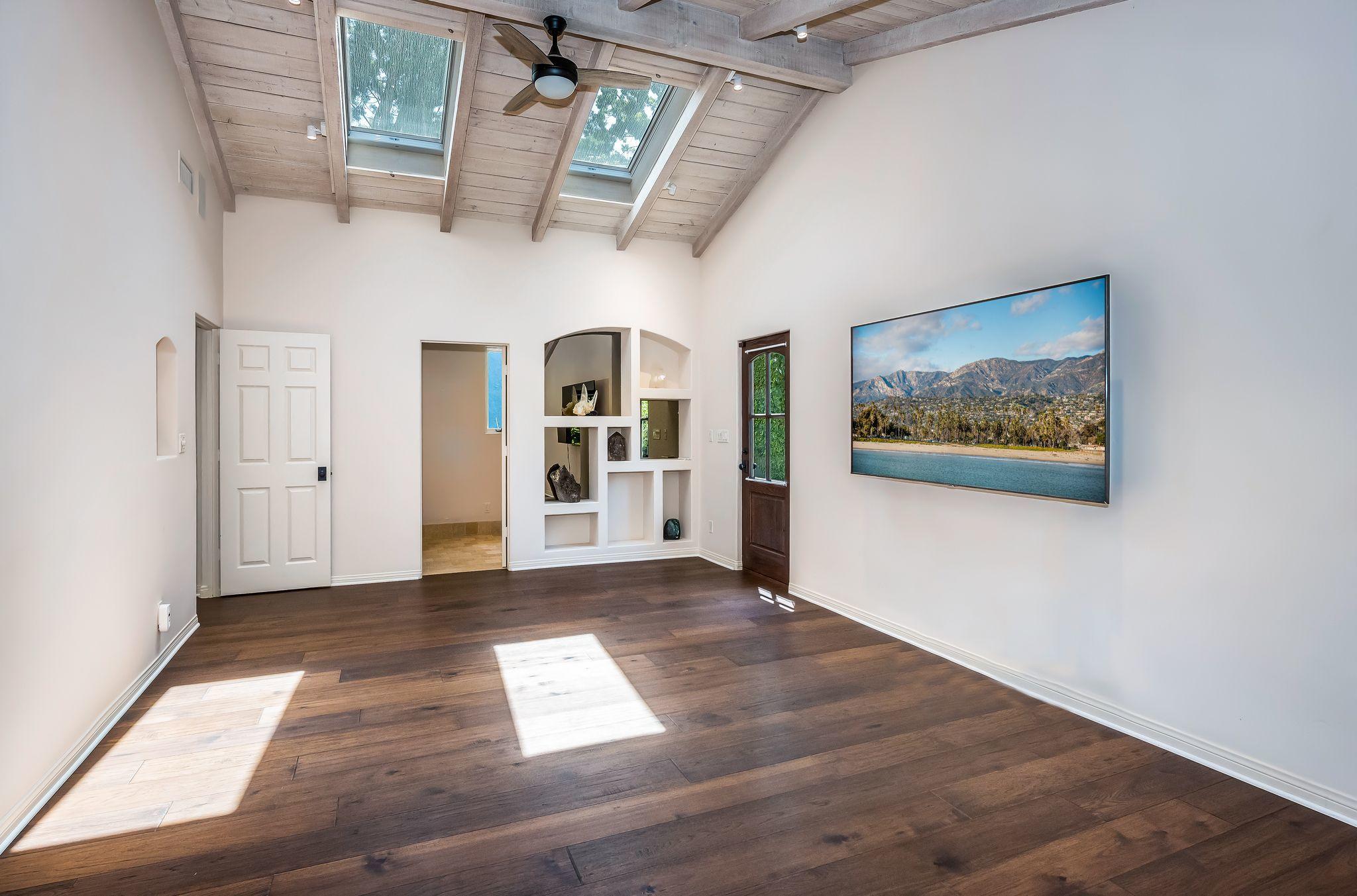 290 Butterfly Lane Montecito, CA 93108 - Photo 12 of 21 Media/Family Room