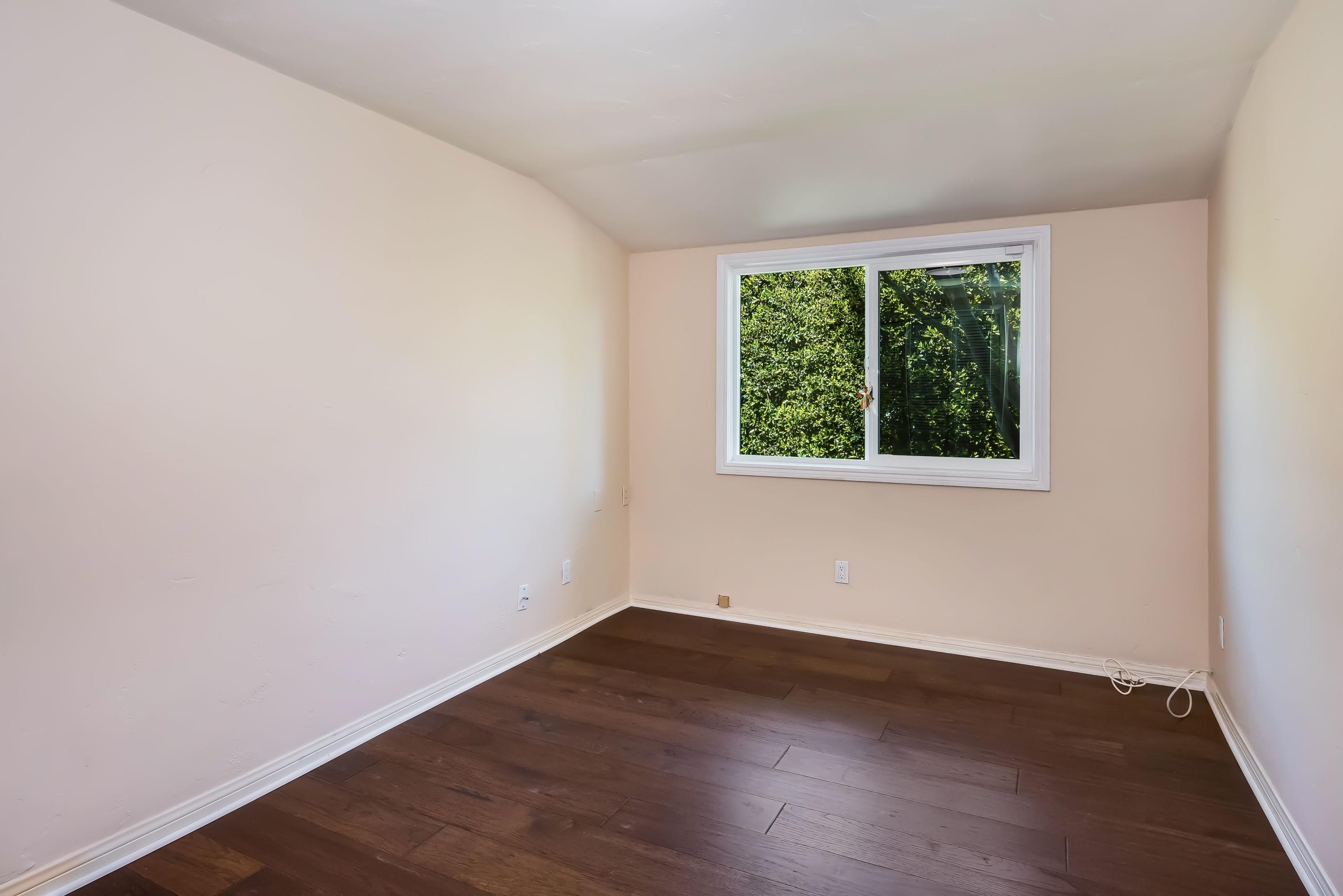 290 Butterfly Lane Montecito, CA 93108 - Photo 15 of 21 Bedroom 3