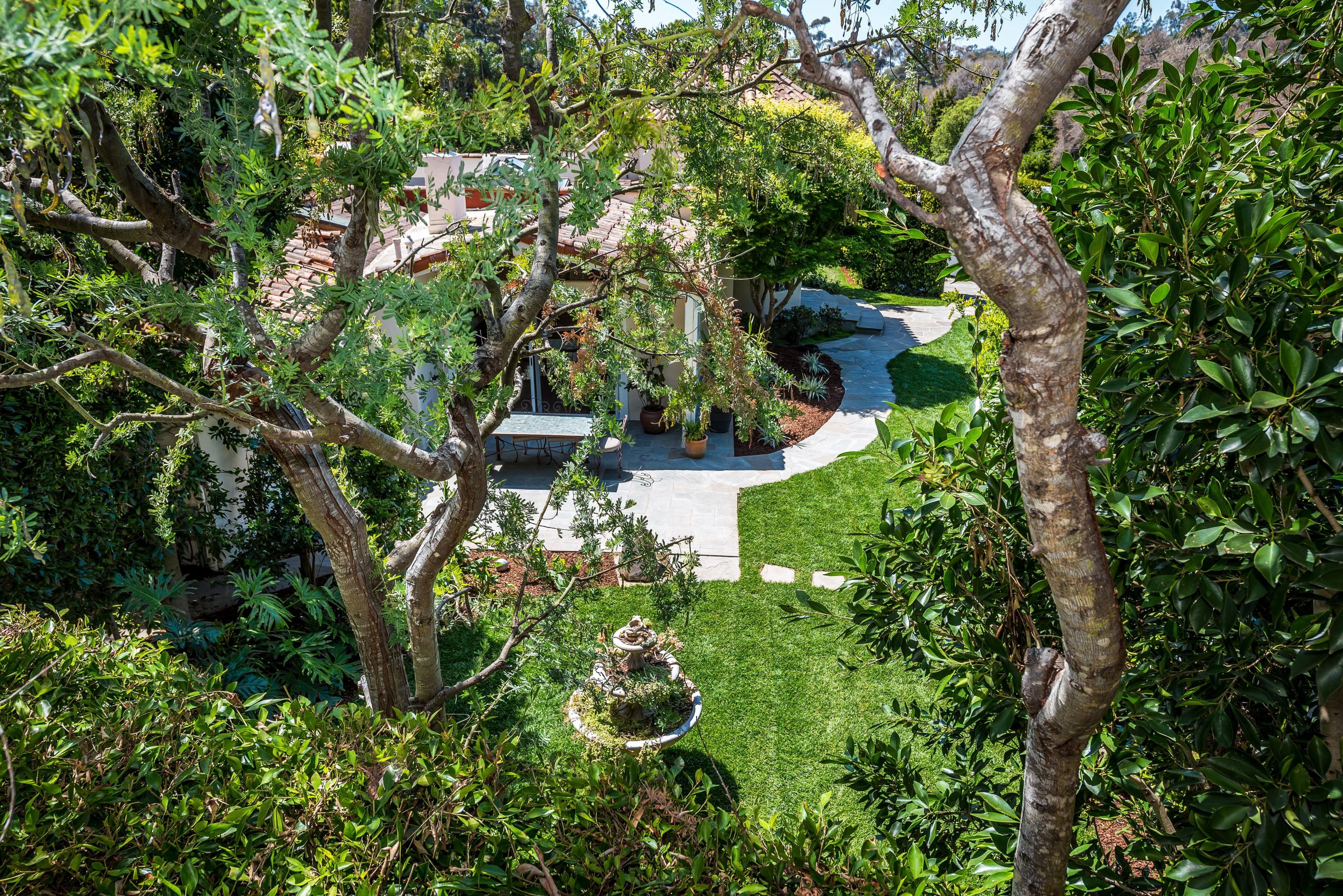 290 Butterfly Lane Montecito, CA 93108 - Photo 20 of 21 Gardens