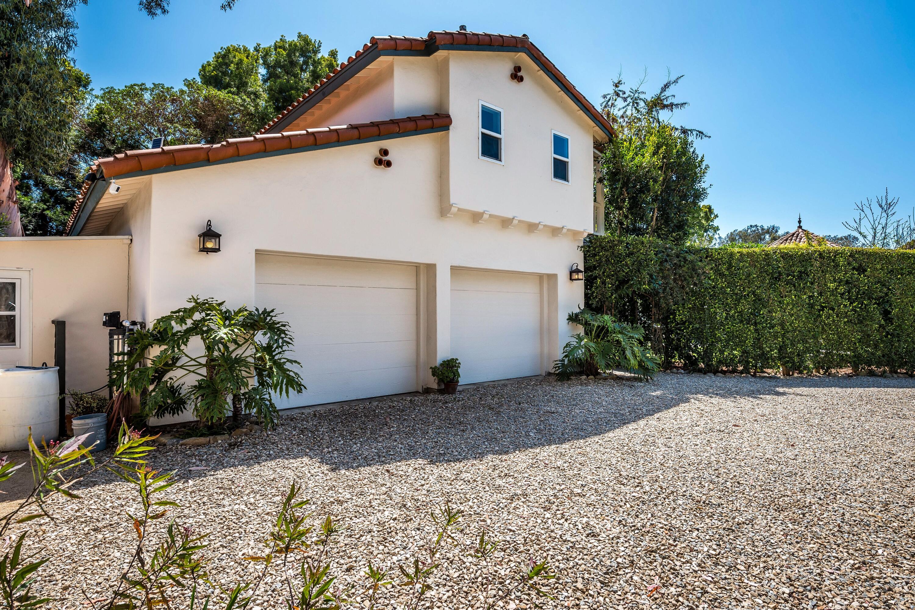 290 Butterfly Lane Montecito, CA 93108 - Photo 10 of 21 Garage with separate driveway