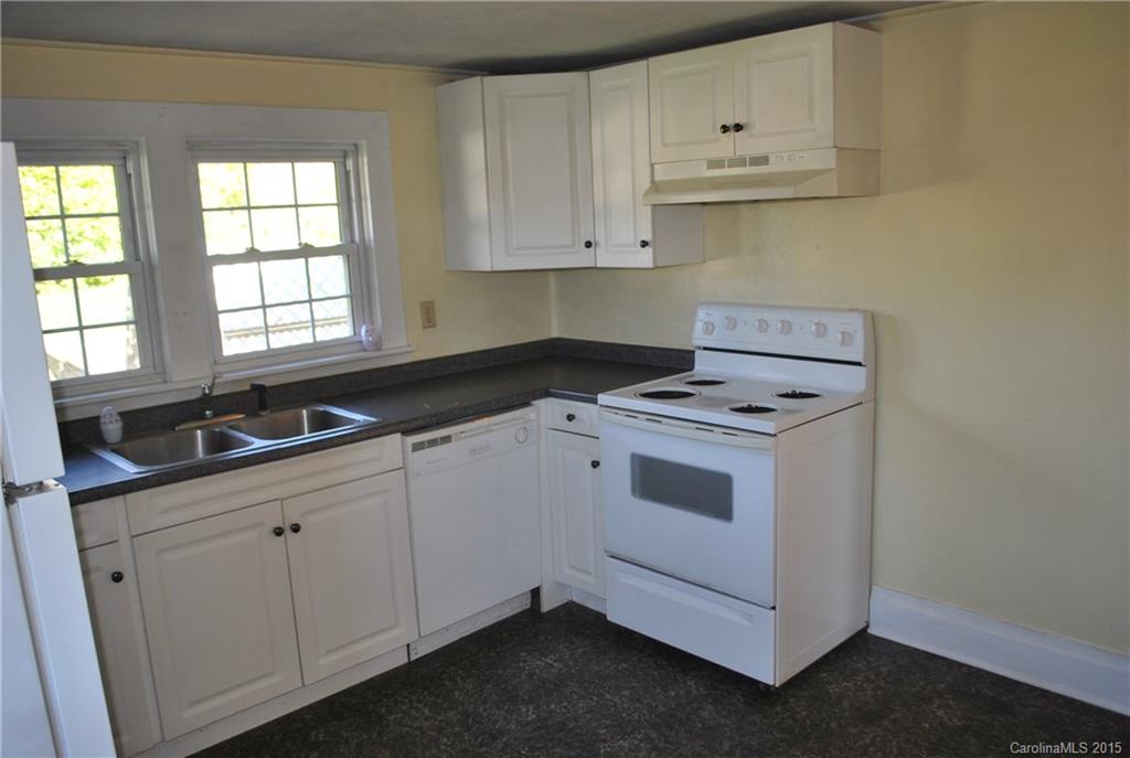 835 Allen Farm Road Canton, NC 28716 - Photo 6 of 16