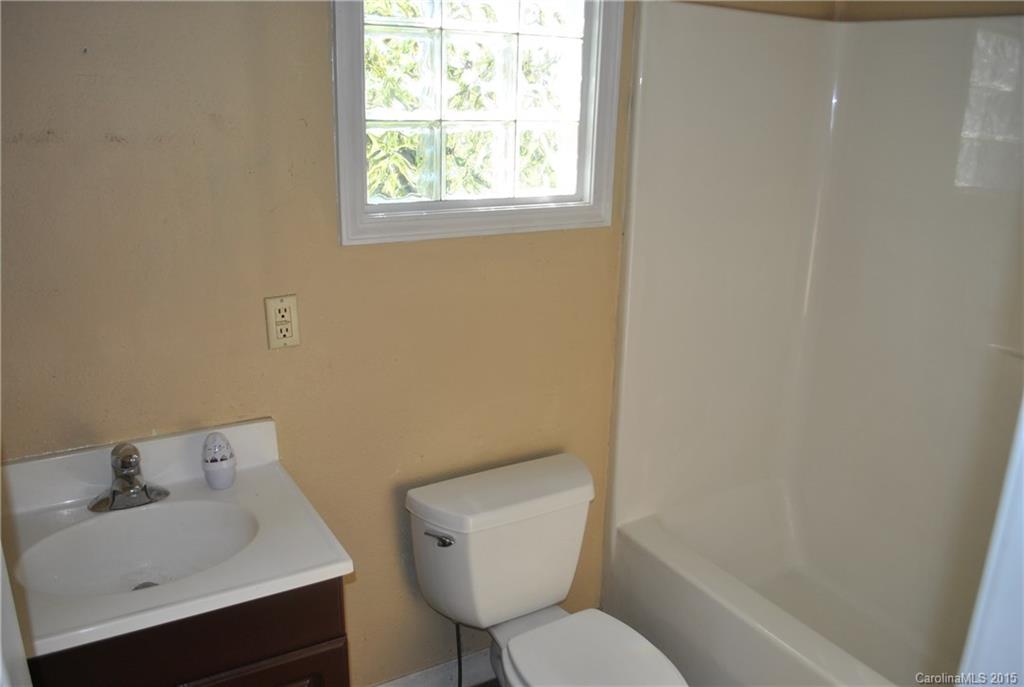 835 Allen Farm Road Canton, NC 28716 - Photo 9 of 16