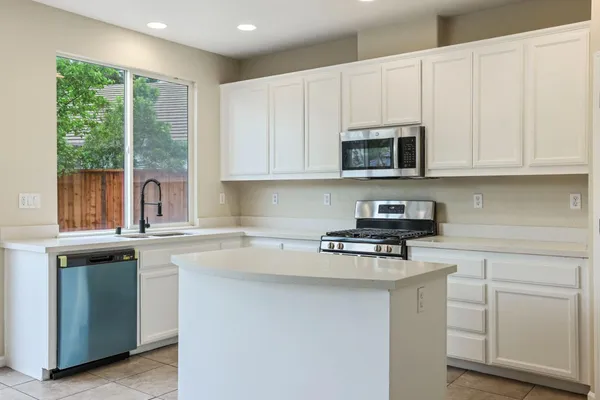 $620,000 | 2039 Peregrine Street, Manteca, CA 95337
