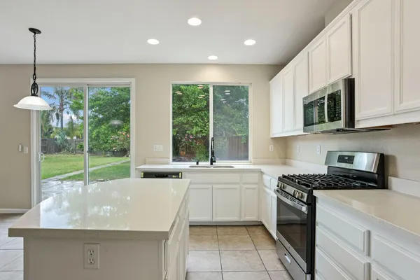 $620,000 | 2039 Peregrine Street, Manteca, CA 95337