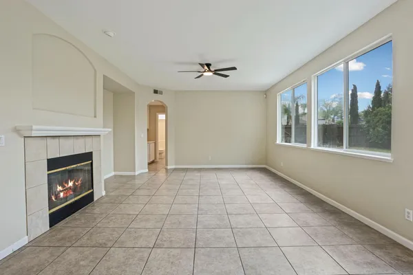 $620,000 | 2039 Peregrine Street, Manteca, CA 95337