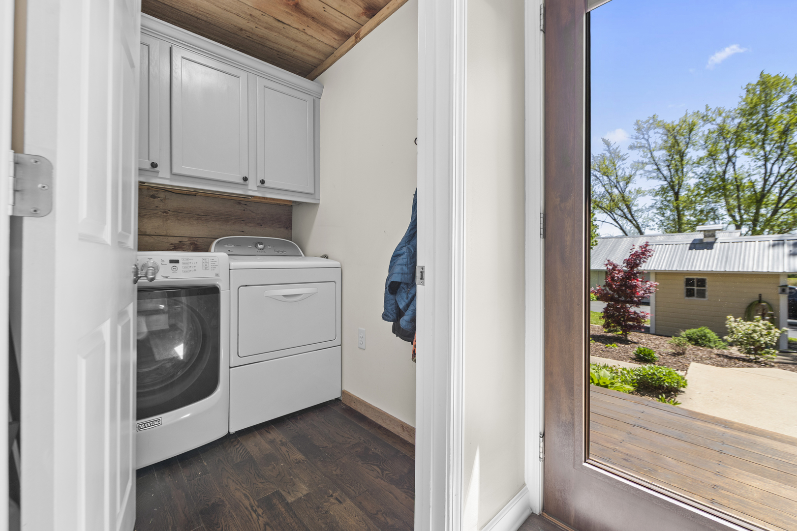 9909 Winn Road Spring Grove, IL 60081 - Photo 6 of 81