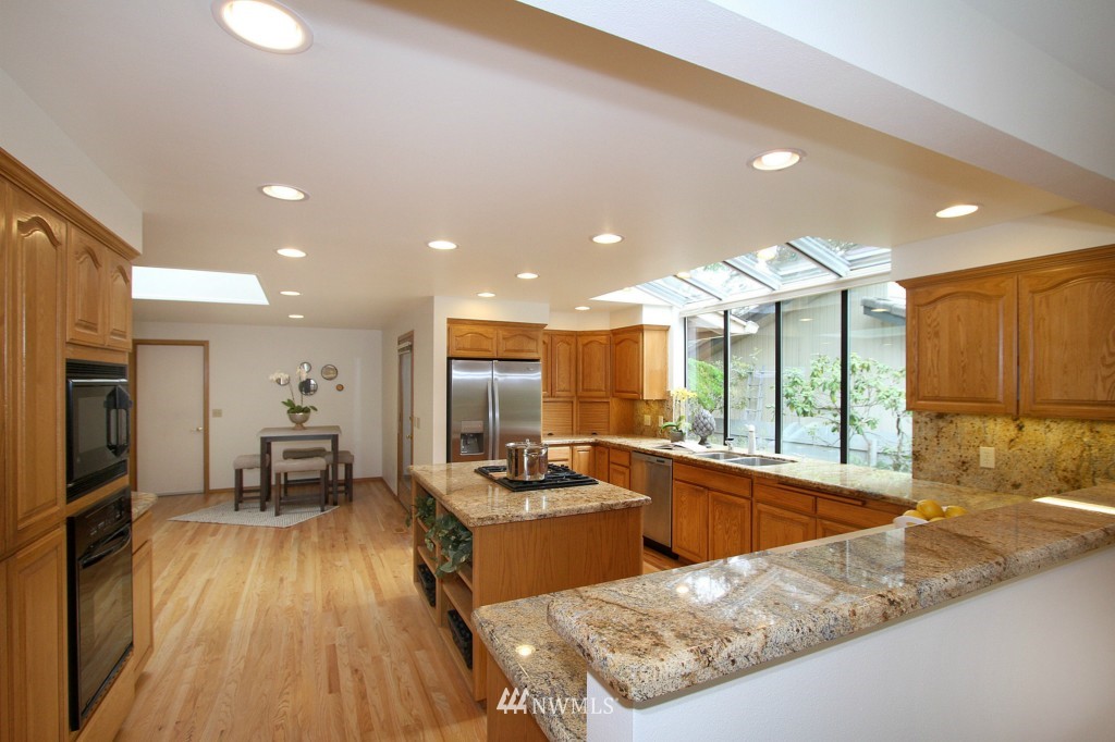 16513 Southeast 147th Street Renton, WA 98059 - Photo 11 of 25