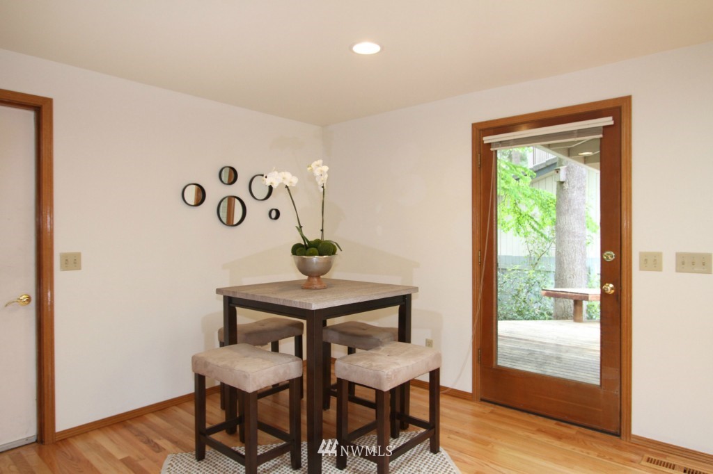 16513 Southeast 147th Street Renton, WA 98059 - Photo 14 of 25