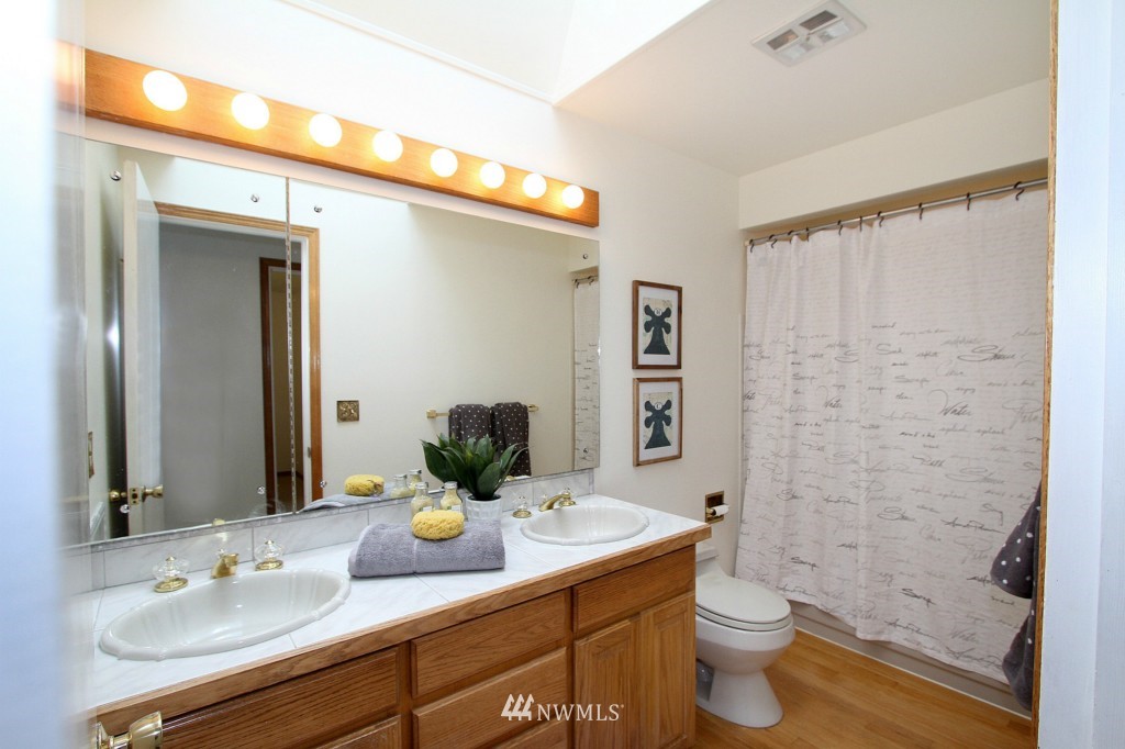 16513 Southeast 147th Street Renton, WA 98059 - Photo 19 of 25