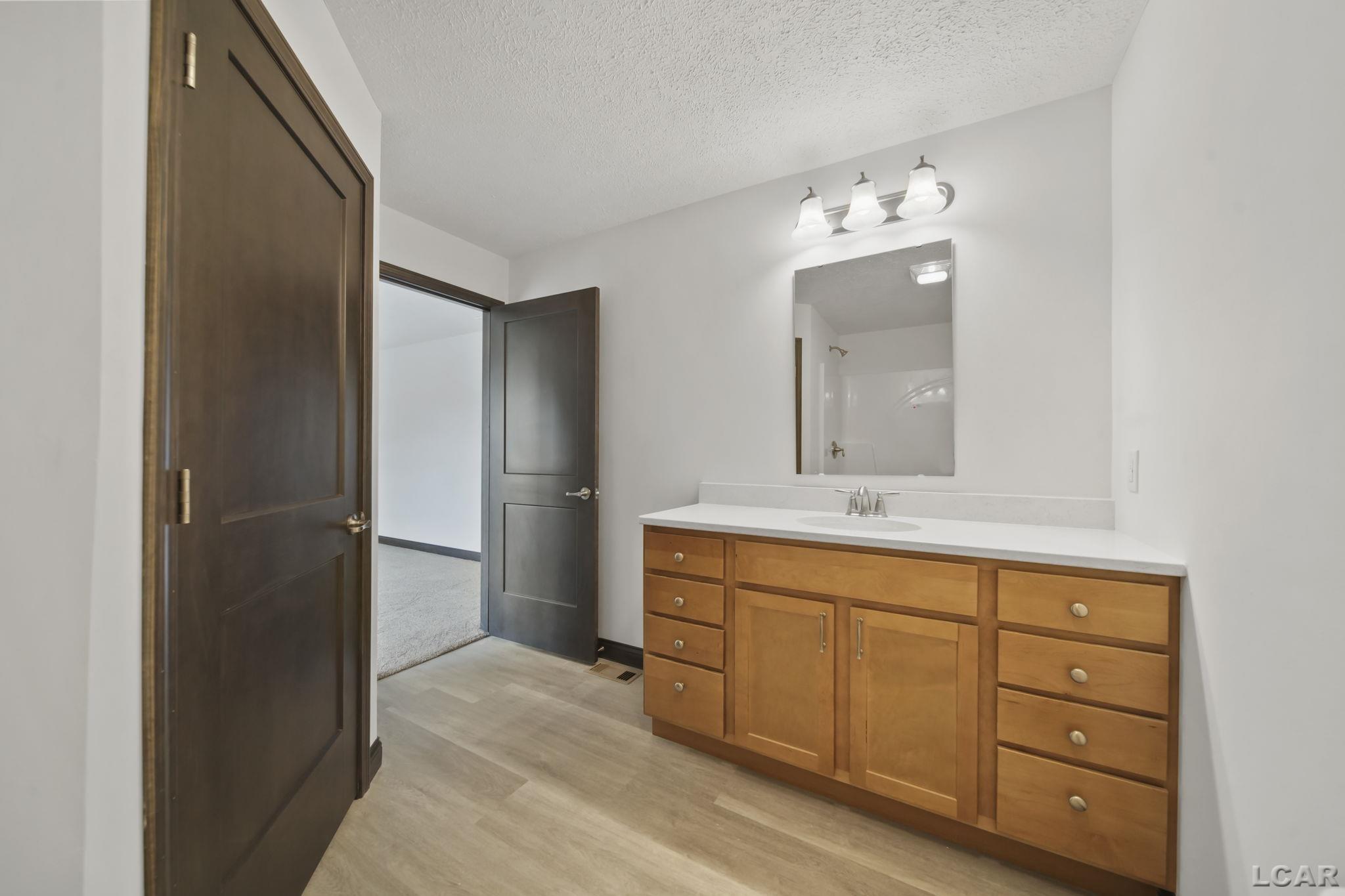 1325 Country Club Road Adrian, MI 49221 - Photo 32 of 62 Gallery Image 32
