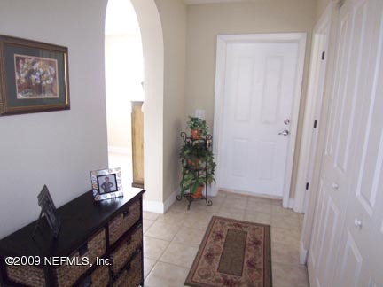 9745 Touchton Road, Unit 1221 Jacksonville, FL 32246 - Photo 2 of 14 Foyer