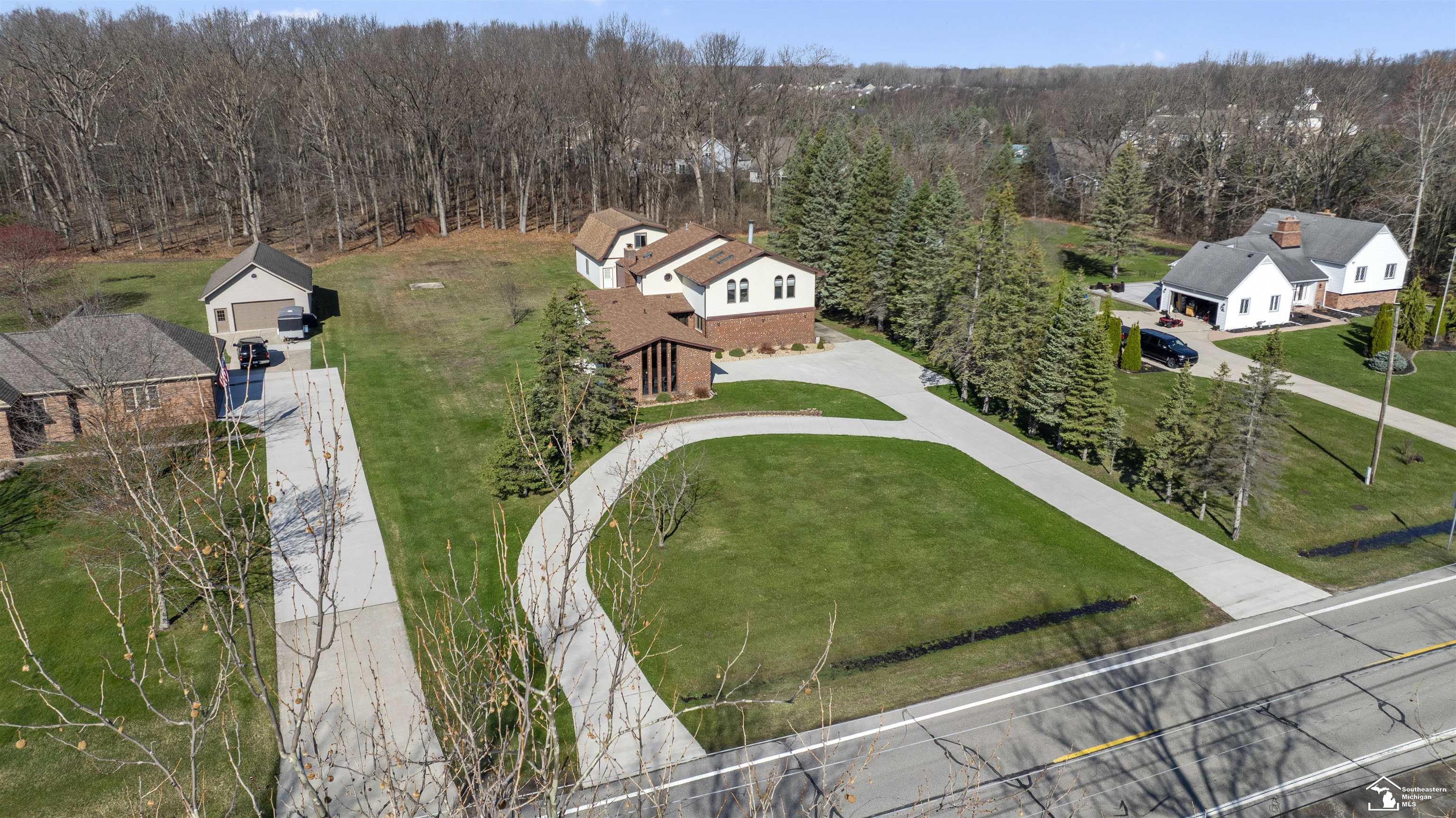 24576 Arsenal Road Flat Rock, MI 48134 - Photo 78 of 82 50200837-79a71d4b-40c1-4beb-88db-ef2dc34a7e9c.JPG