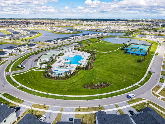 $3,000 | 9767 Southwest Triton Way Port, Port St. Lucie, FL 34987