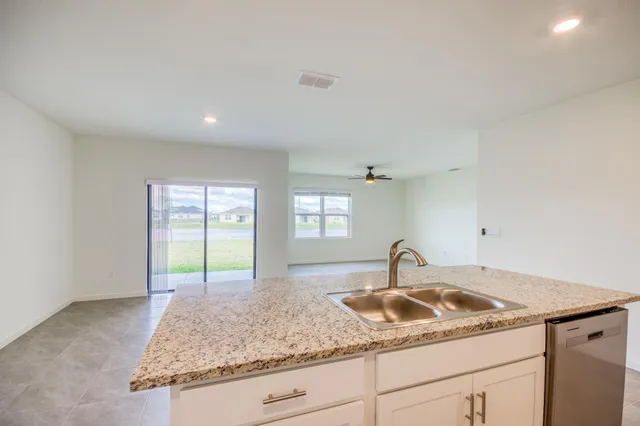 $3,000 | 9767 Southwest Triton Way Port, Port St. Lucie, FL 34987